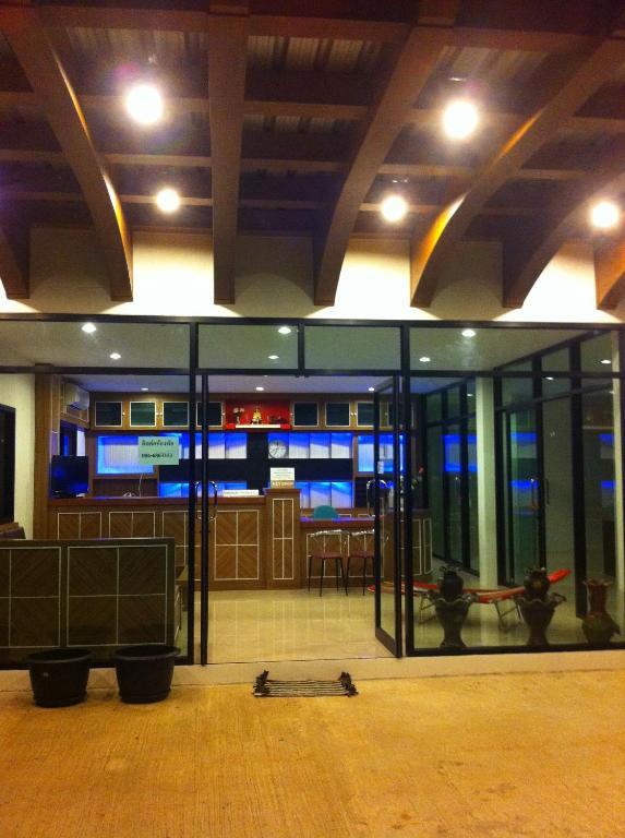 Apartamento Phuthara Mansion Phuket Exterior foto