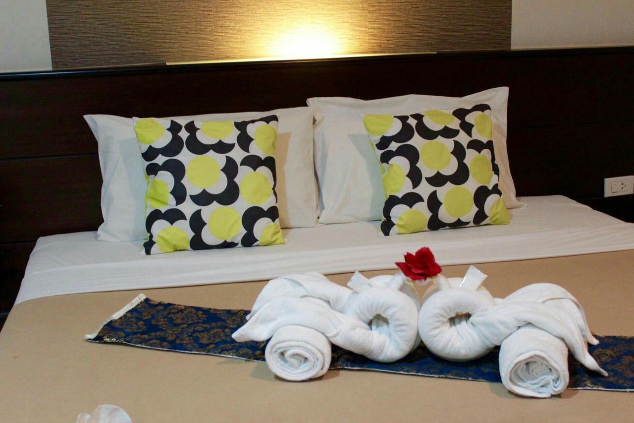 Apartamento Phuthara Mansion Phuket Exterior foto
